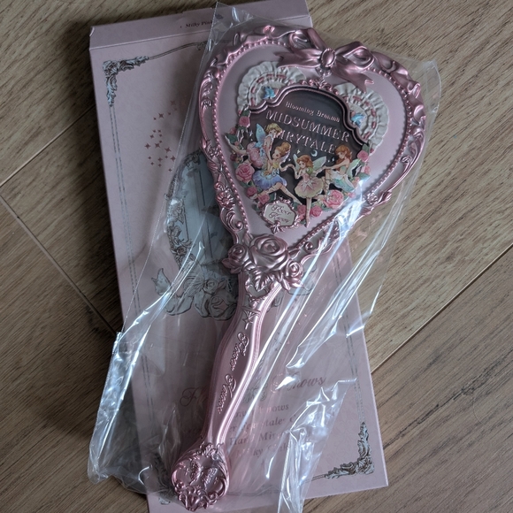 BNIB Flower Knows Midsummer Fairytales Mirror - Milky Pink - Picture 1 of 1
